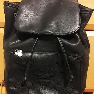 90s Mikey mouse backpack🔥🔥